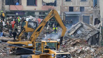  شمار کشته‌های ریزش ساختمان در لبنان به ۱۵ نفر رسید