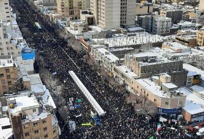  قدرت ملی در اراده، ایستادگی و اتحاد مردم بوده و هست
