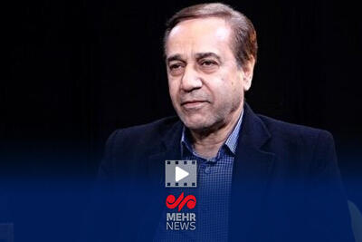  خوانندگی محمد گلریز در مدح مولا علی (ع) بر سر مزار برادر هنرمندش