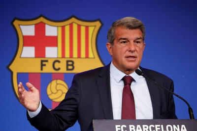  لاپورتا از ریاست بارسلونا کناره‌گیری کرد