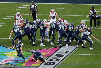  فوتبال NFL | دومین قهرمانی سیاتل با طعم لِه کردن نیوانگلند - پارس فوتبال