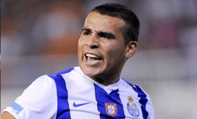  رسمی؛ مهاجم پاراگوئه‌‍‌ای به چادرملو پیوست - پارس فوتبال