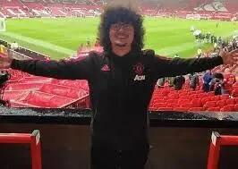  ویدئو: هوادار یونایتد بالاخره به آرزویش رسید! - پارس فوتبال