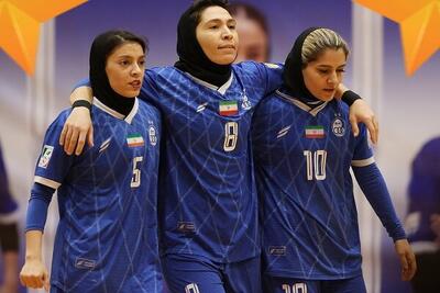  نبرد استقلال برای تثبیت صدر و تلاش تیم‌ها برای فرار از بحران - پارس فوتبال