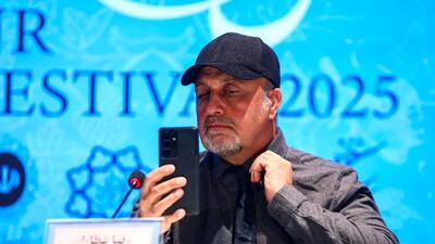  فیلم / چرا رضا عطاران به جشنواره  فجر امسال نیامد؟ / کارگردان: من از همه مردم عذرخواهی می کنم