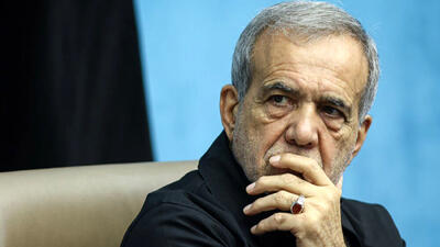  از طلا گشتن پشیمان گشته‌ایم، مرحمت فرموده ما را مس کنید!