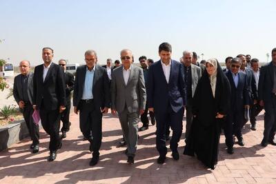  وزیر ارتباطات و فناوری اطلاعات وارد بندرعباس شد