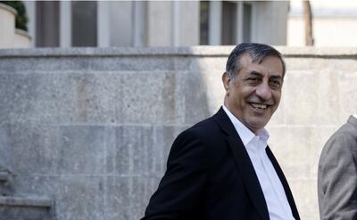  جعفر ول کن! /آقای قائم‌پناه اقامت دختر امثال شما در آمریکا جوانان ایرانی را هوایی کرده است