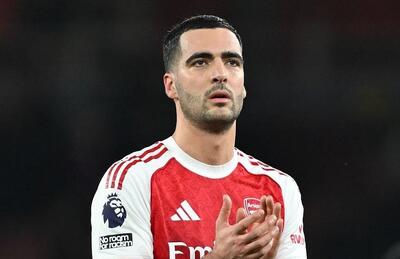  آخرین وضعیت ستاره آرسنال پس از انجام جراحی / عکس