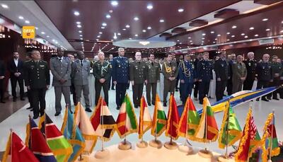  دیدار وابستگان نظامی مقیم تهران با فرمانده نیروی هوایی ارتش