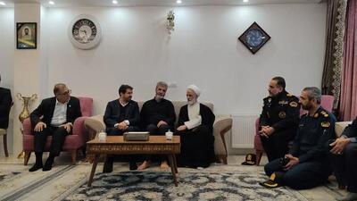  وحدت و همدلی مردم با نظام، مهم‌ترین سلاح در برابر توطئه‌ها و فتنه‌های دشمنان است