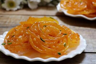  طرز تهیه زولبیا ماه رمضان؛ ترد و خوشمزه در خانه با نشاسته گل