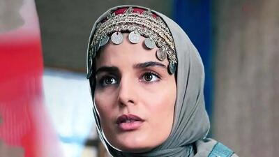  تیپ و چهره غزاله اکرمی در تمرین تیم بولینگ هنرمندان