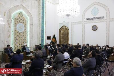  تولیت آستان قدس رضوی: ایستادگی نخبگان در برابر مشکلات، مسئولیتی ملی برای ساختن کشور است