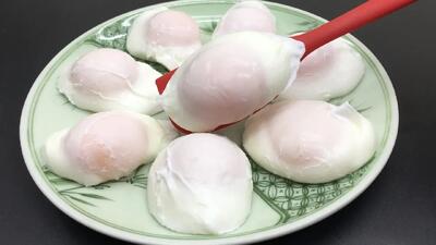  طرز تهیه تخم مرغ آب پز به روشی خاص بدون پوست کندن