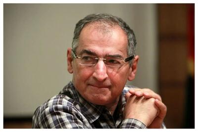  زیباکلام: ترامپ نمی‌خواهد وارد جنگ با ایران شود/ برخلاف دیدگاه سلطنت‌طلبان حمله نظامی به ایران به سقوط نظام منجر نخواهد شد