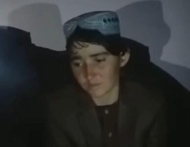  ببینید / بازداشت دختری که با لباس پسرانه در افغانستان کار می‌کرد