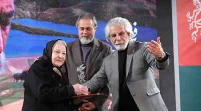  تجلیل از آزیتا لاچینی؛ صدایی که جان دارد و جان می‌بخشد!