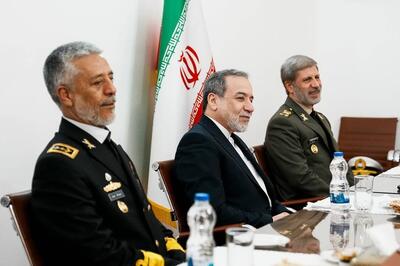  فرمانده کل ارتش: دشمن اشتباهی کند پاسخی می‌گیرد که تا به حال تجربه نکرده است