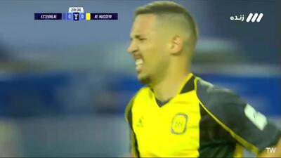  ویدیو | ضربه سر خطرناک پدرو هنریکه از کنار دروازه استقلال به بیرون رفت