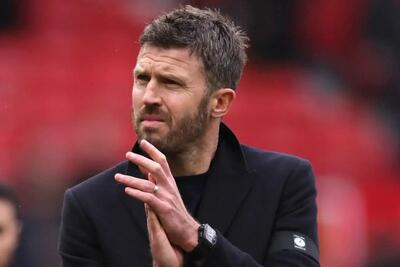  منچستریونایتد باید قرارداد مایکل کریک را تمدید کند