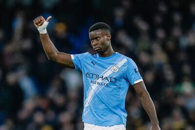  این مدافع به رئال مادرید پیشنهاد شده بود