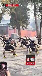  تمرین عجیب کونگ‌فوی ربات‌های انسان‌نما با راهبان معبد + فیلم