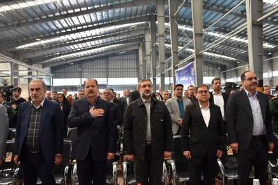  توسعه تولید داخلی، حمل و نقل و بهره‌گیری از ظرفیت‌های فارس اولویت مجلس است