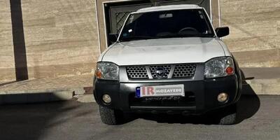  مزایده 15 دستگاه انواع خودرو های سواری کارکرده (شرکت راه آهن) شامل : نیسان رونیز  ، سمند ، پژو 405