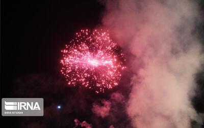  آسمان قم همراه با طنین الله اکبر نور باران شد+ فیلم