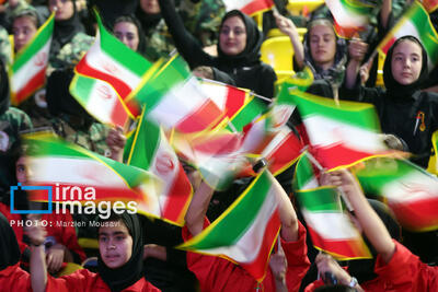  حضور در راهپیمایی ۲۲ بهمن خنثی‌کننده توطئه بدخواهان و بداندیشان ایران است