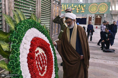  تجدید میثاق دبیر  و اعضای دبیرخانه شورای عالی انقلاب فرهنگی با آرمان های امام خمینی (س)