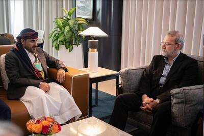  دیدار دبیر شورای عالی امنیت با سخنگوی انصارالله یمن