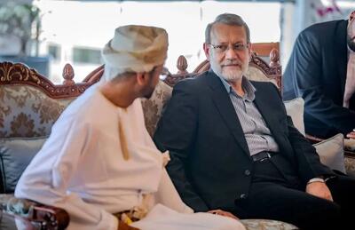  تصاویری از یک نامه در دیدار علی لاریجانی با وزیر امور خارجه عمان