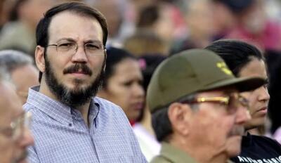  شاهزاده یک چشم | مردی که نجنگید و زخم خورد | مردی که با بیژامه با آمریکا مذاکره کرد | الخاندرو کاسترو اسپین کیست؟