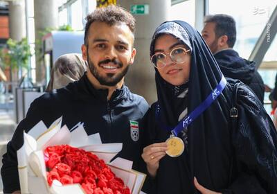  قاب‌های زیبا از بازگشت قهرمانان تیم ملی فوتسال