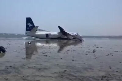  55 مسافر هواپیمای فوکر در سومالی نجات یافتند