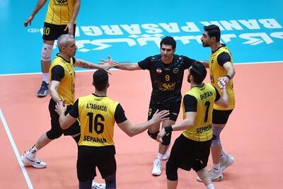  بازگشت تیم والیبال سپاهان به جمع مدعیان با پیروزی برابر مس - پارس فوتبال