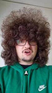  ببر تا موهایم را به خیریه اهدا کنم - پارس فوتبال