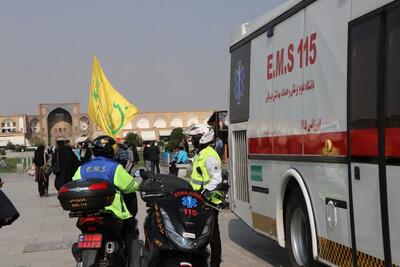  آماده‌باش اورژانس ۱۱۵ دانشگاه علوم پزشکی مشهد در مسیر راهپیمایی ۲۲ بهمن