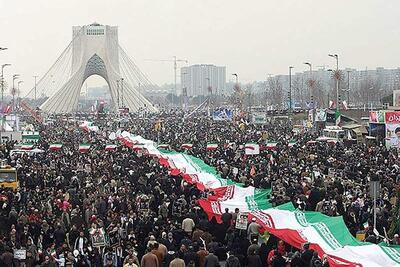  در ۲۲ بهمن دشمن را مایوس کنید | سیاست روز