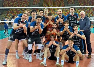  سه، هیچ: عبادی‌پور چشم دیدن پیاتزا را ندارد!