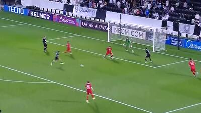  دفاع جانانه بازیکنان تراکتور روی موقعیت السد