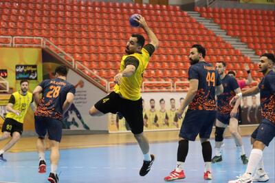  احضار سرمربیان دو تیم لیگ برتری به کمیته انضباطی