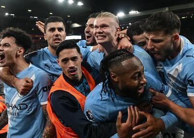  شیرجه یک هوادار دیوانه روی هالند! (عکس)