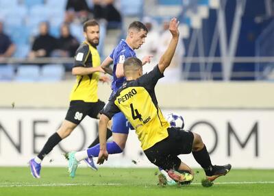  پرچم کمک داور سوپرگل آسانی را سوزاند