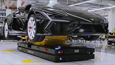  گشت و گذار در خط تولید محصولات «لامبورگینی»