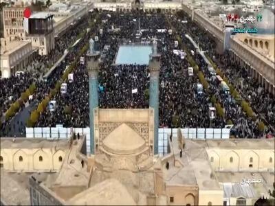  قابی زیبا از حضور مردم اصفهان در راهپیمایی ۲۲ بهمن