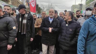  حضور رئیس مجلس در راهپیمایی ۲۲ بهمن