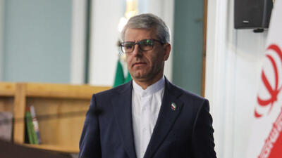  بقائی: آماده گفت‌وگو درباره سطح غنی‌سازی و میزان ذخایر هستیم